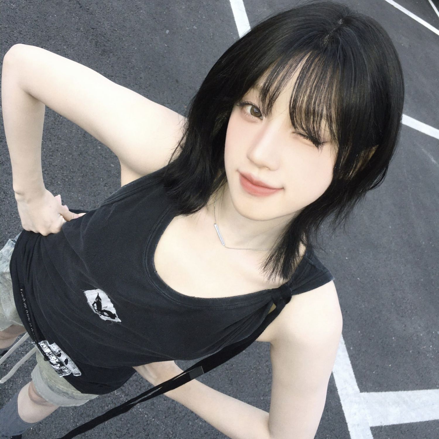 Potret di balik layar Yuqi (i-dle)