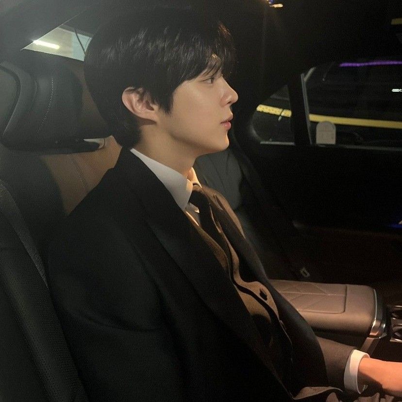 Latest photo of Kim Wooseok