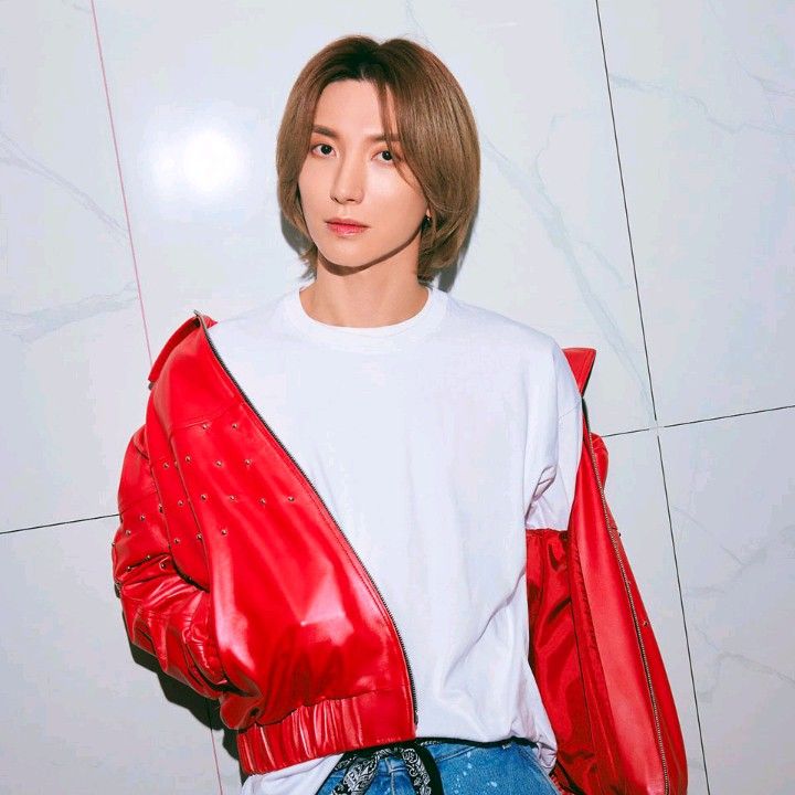 Latest photo of Leeteuk (Super Junior)