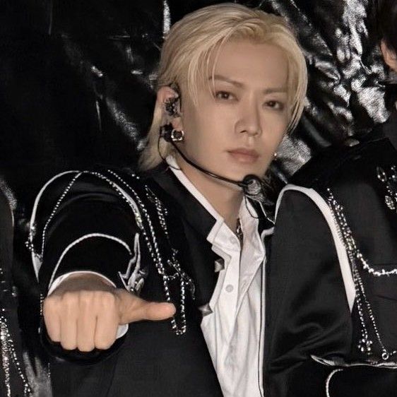 A moment captured by Yuta (NCT 127)'s fan