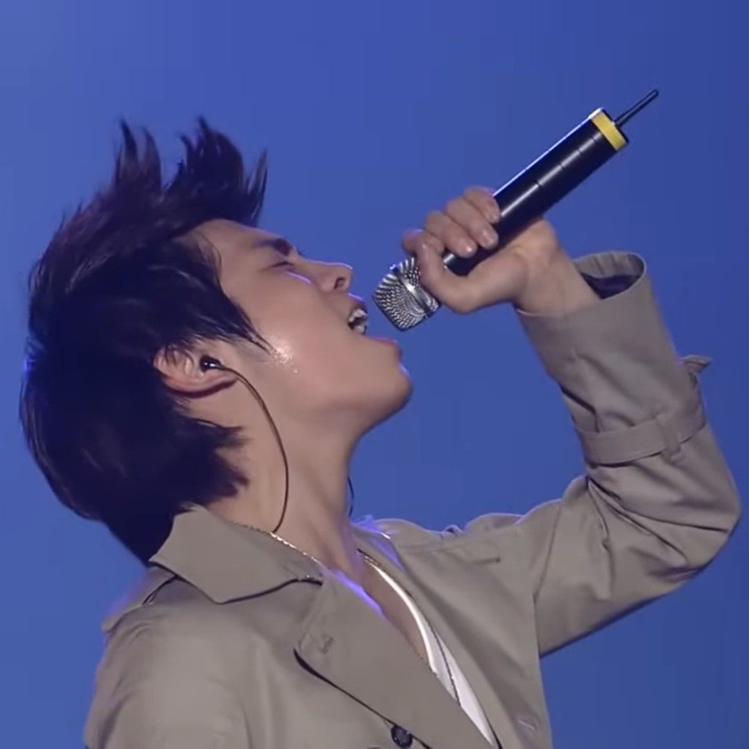 Recent activity shot of Jonghyun (SHINee)