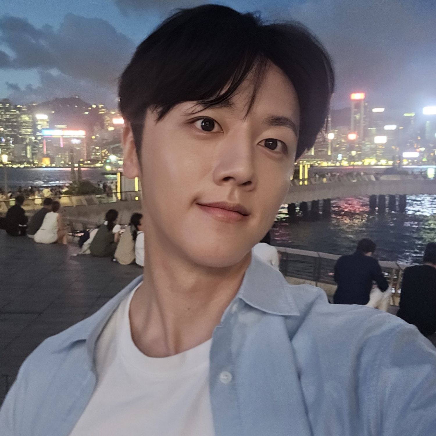 A moment captured by SF9's fan