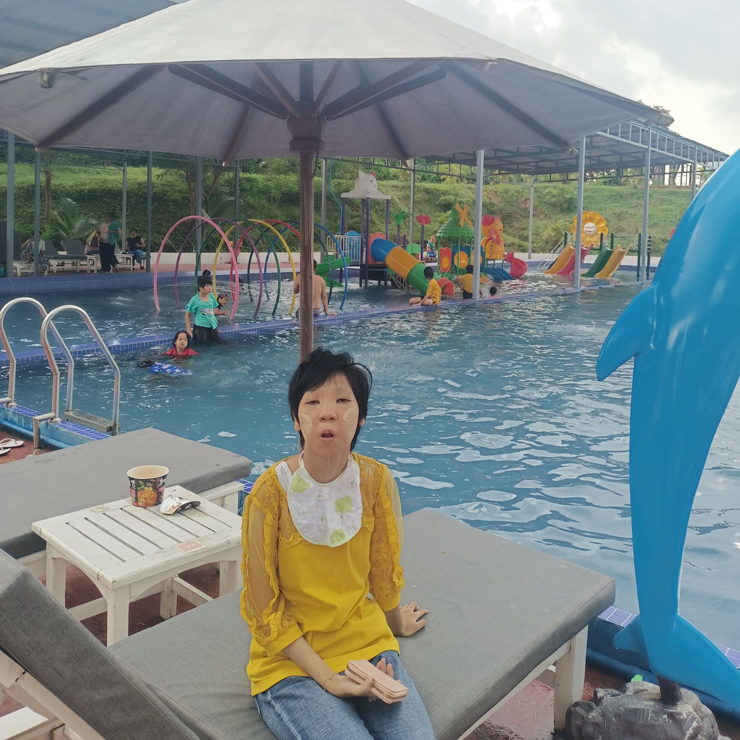 Latest photo of Hong (LYKN)