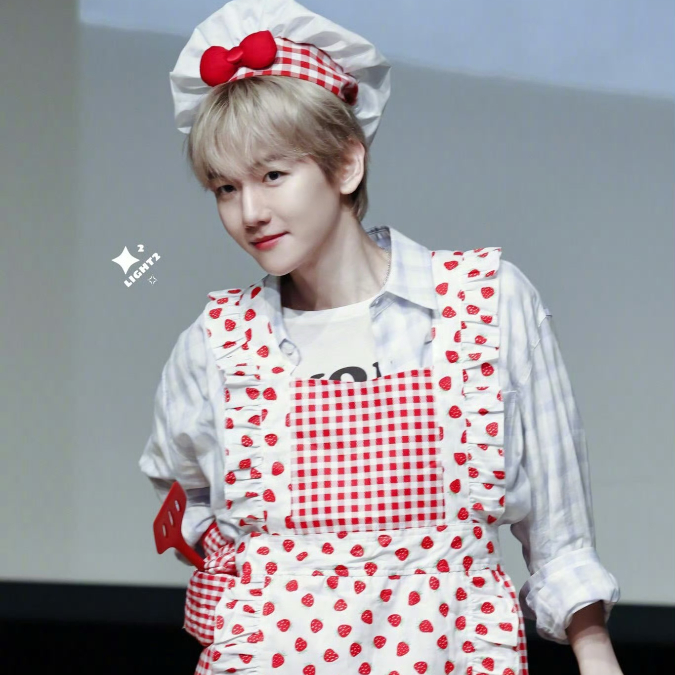 Behind-the-scenes cut of Baekhyun (EXO)