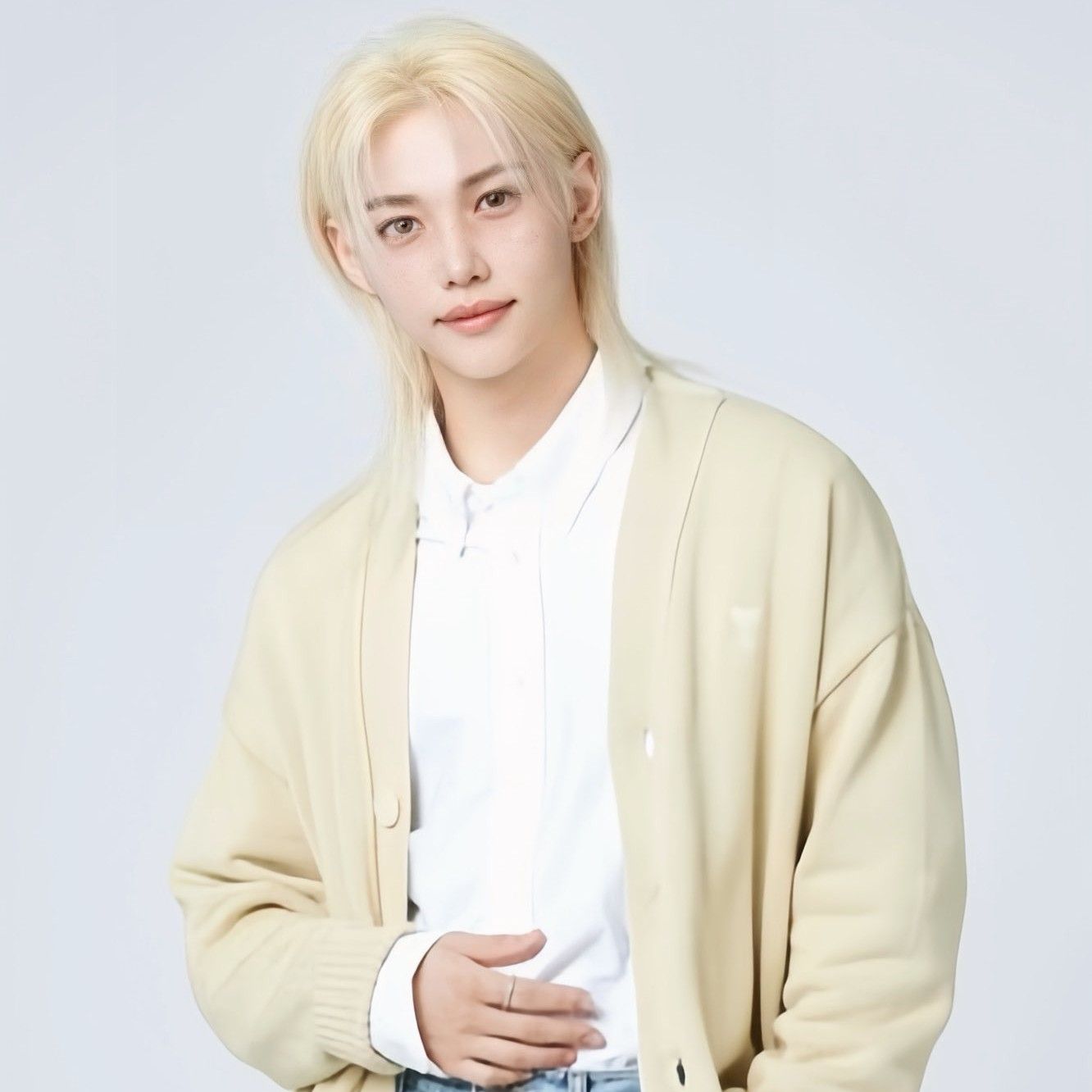Recent activity shot of Felix (Stray Kids)