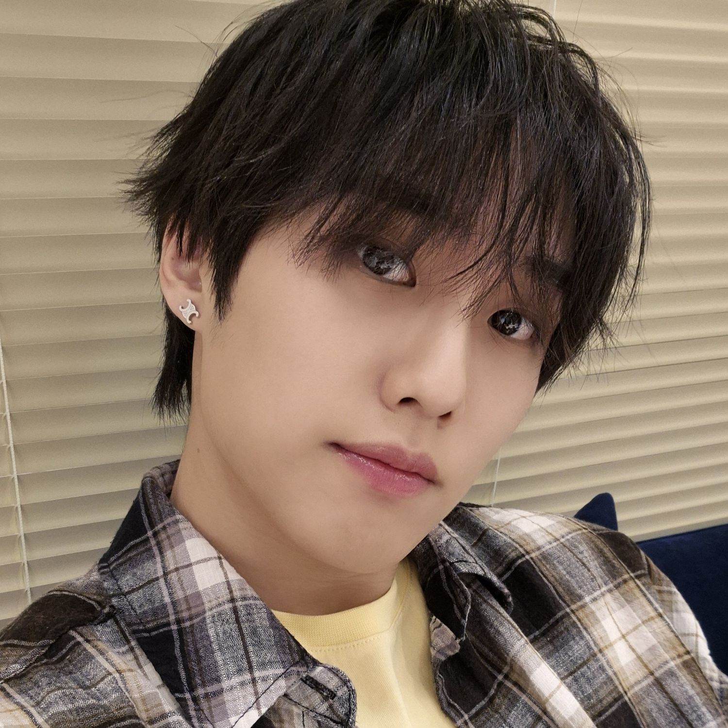 A moment captured by Jacob (THE BOYZ)'s fan