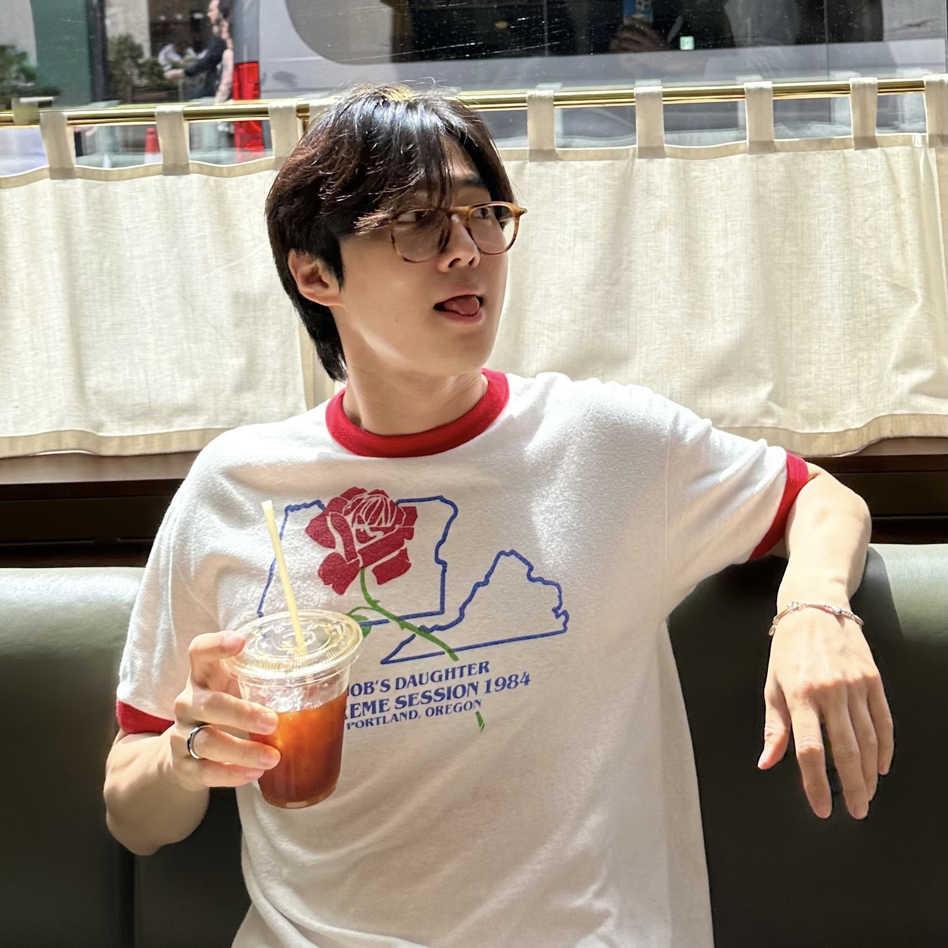 Behind-the-scenes cut of Suho (EXO)