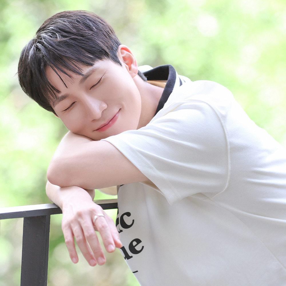 Behind-the-scenes cut of Seo Eunkwang (BTOB)