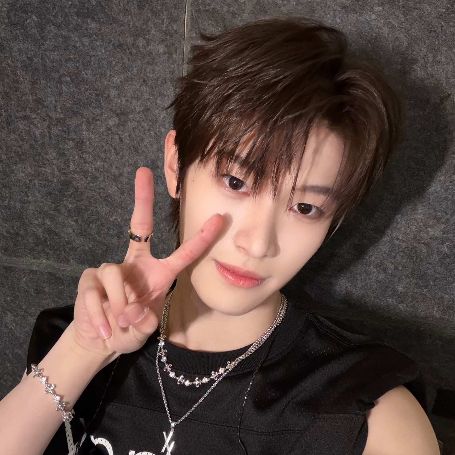 Behind-the-scenes cut of Chen Kaiwen