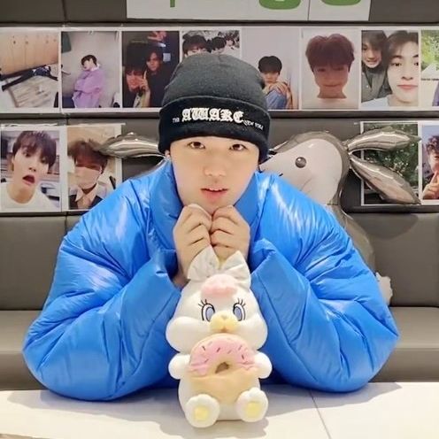 Behind-the-scenes cut of Doyoung (TREASURE)