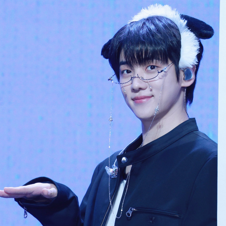 Latest photo of Jaechan (DKZ)