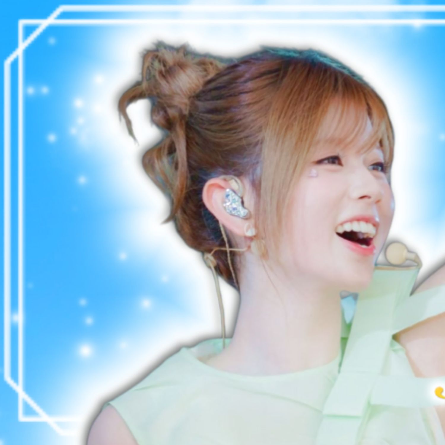 A moment captured by Riku (NiziU)'s fan
