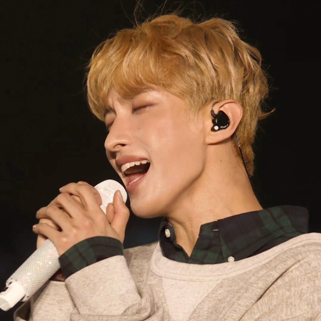 Latest photo of DK (SEVENTEEN)