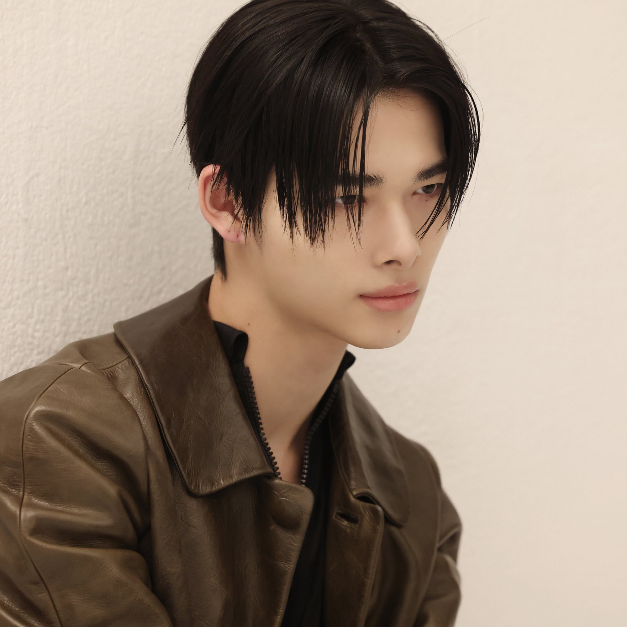 NI-KI (ENHYPEN)的最新照片