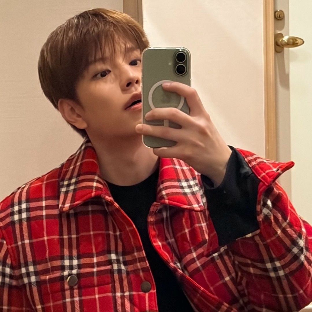 Latest photo of Seungmin (Stray Kids)