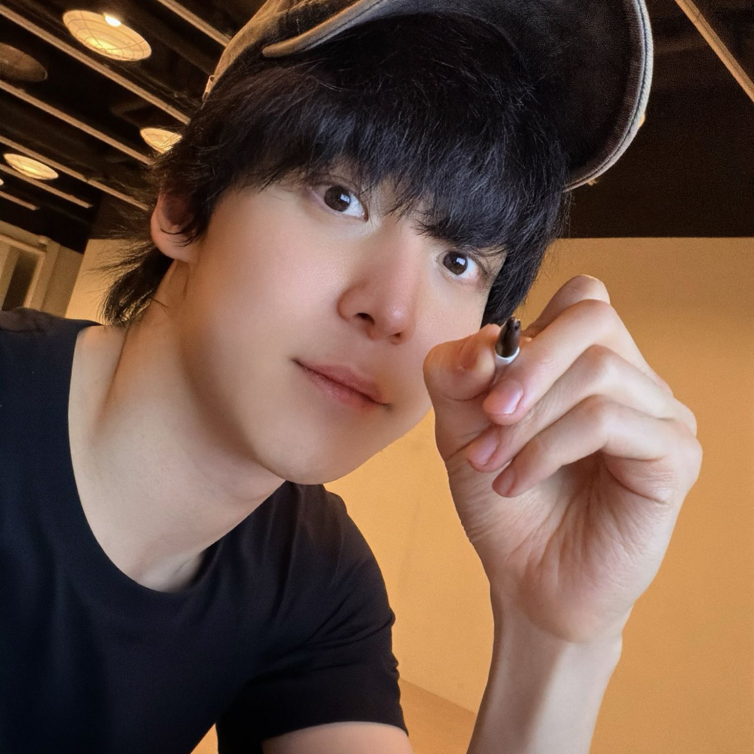 Behind-the-scenes cut of Yunho (ATEEZ)