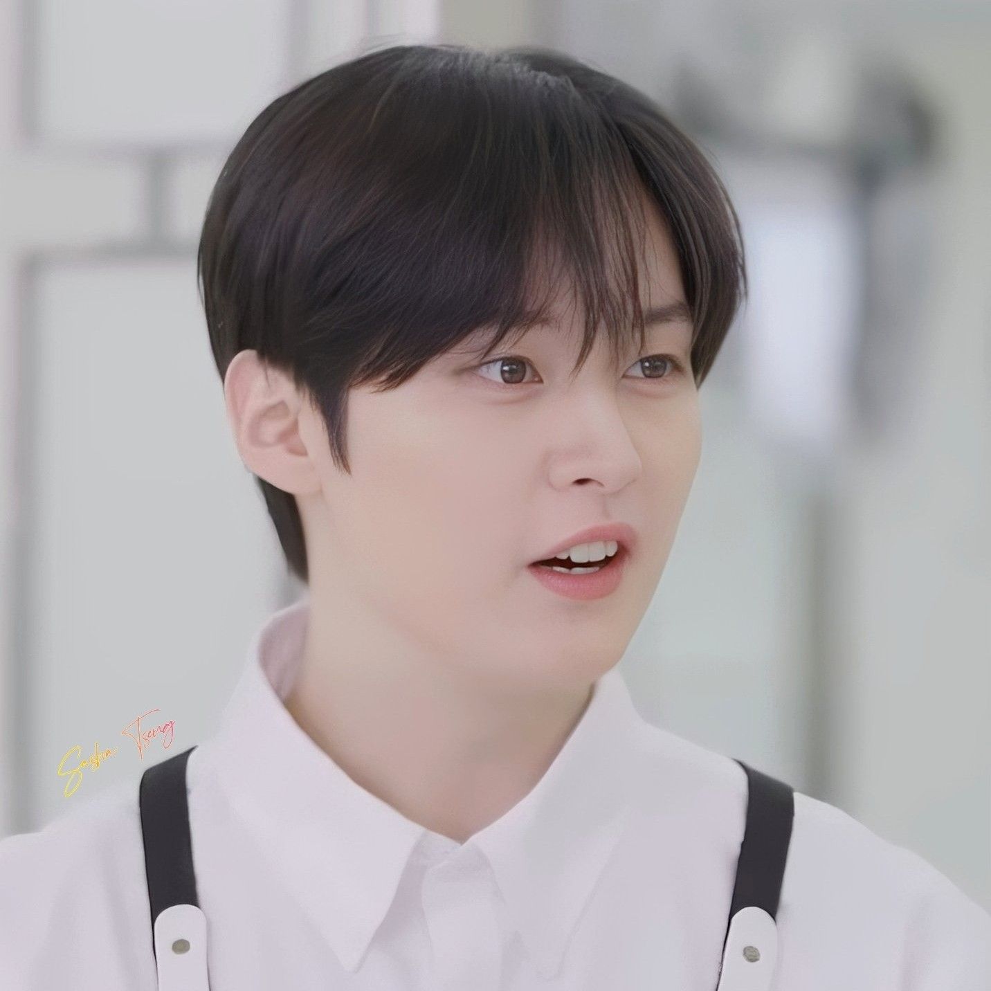 Behind-the-scenes cut of Lee Know (Stray Kids)