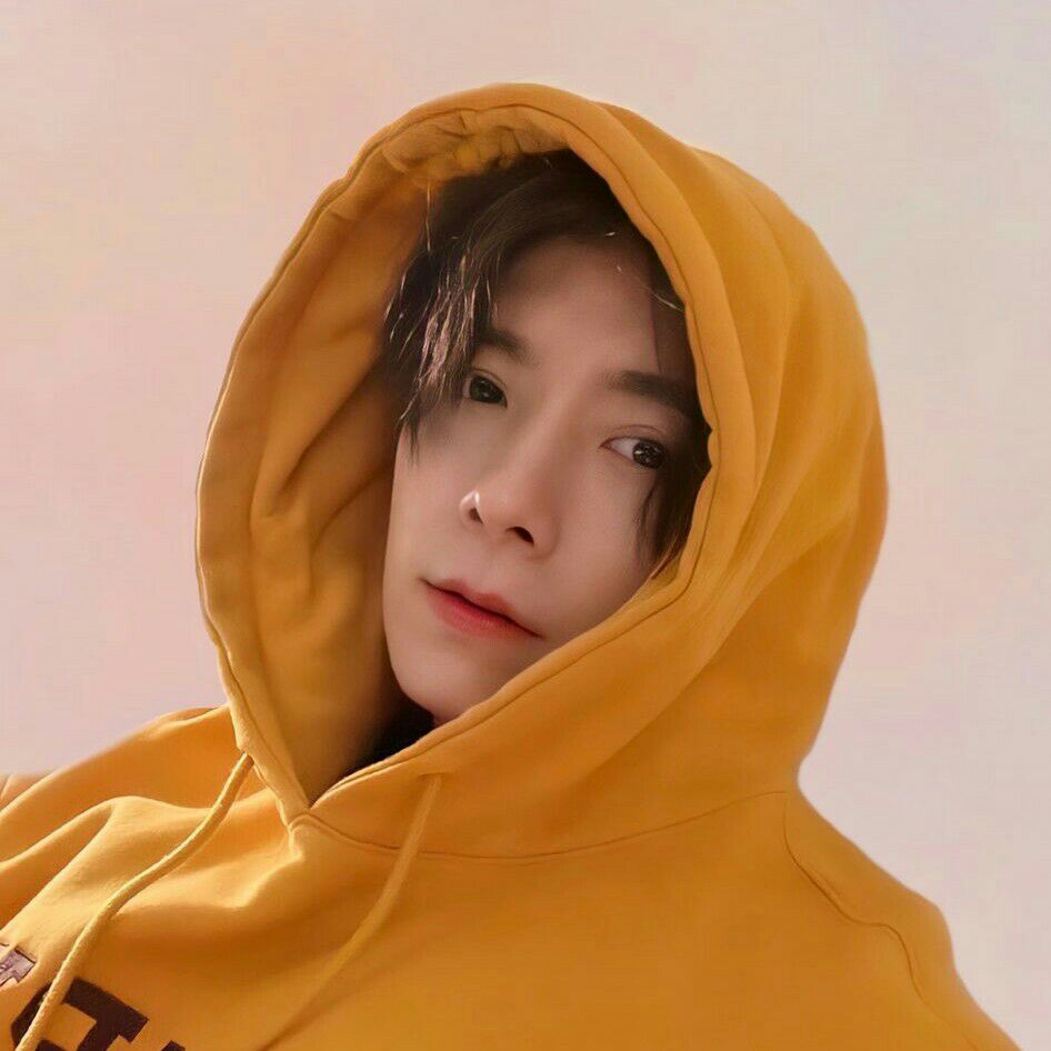 Latest photo of Donghae (Super Junior)