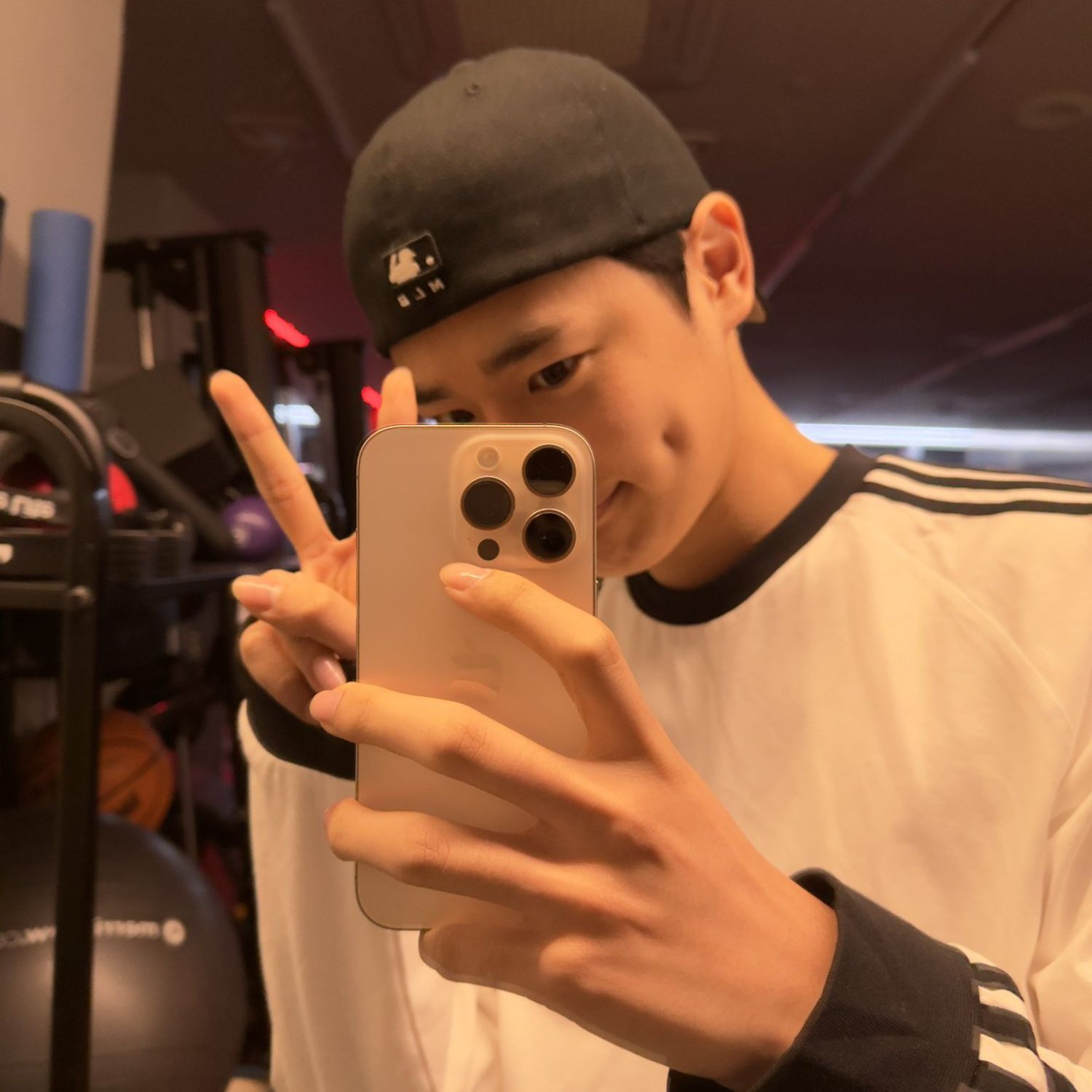 Behind-the-scenes cut of Choi Byungchan