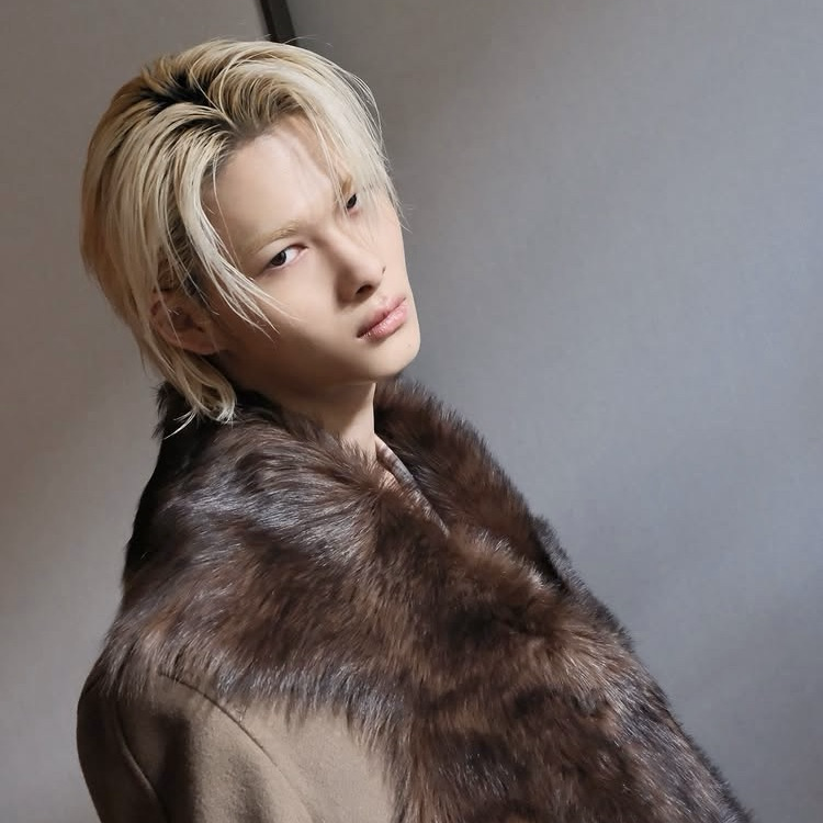 NI-KI (ENHYPEN)的最新照片