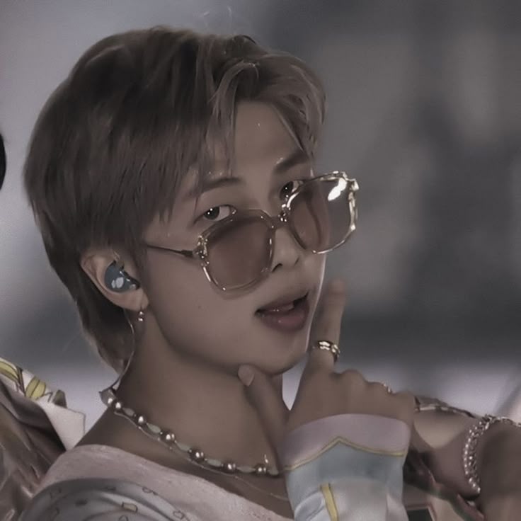 Behind-the-scenes cut of RM (BTS)