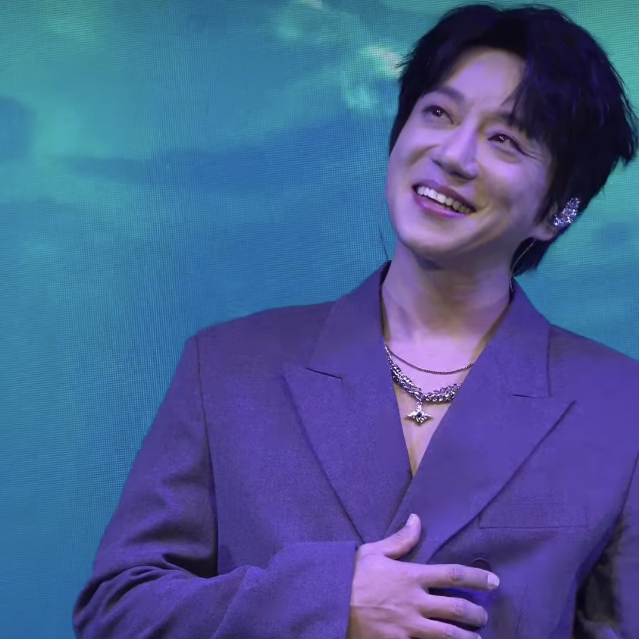 Behind-the-scenes cut of Hwang Chiyeol