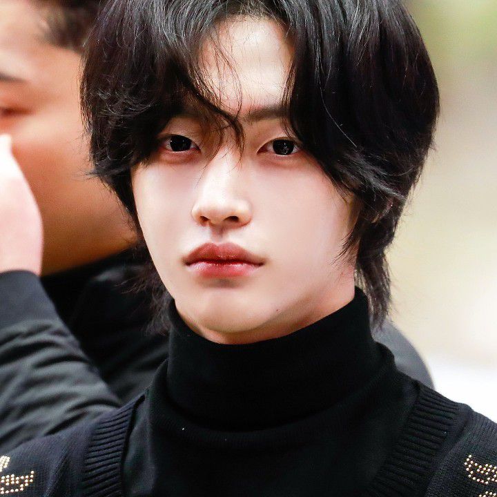 Recent activity shot of Wonbin (RIIZE)