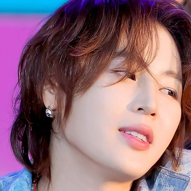 Recent activity shot of Ha Sungwoon