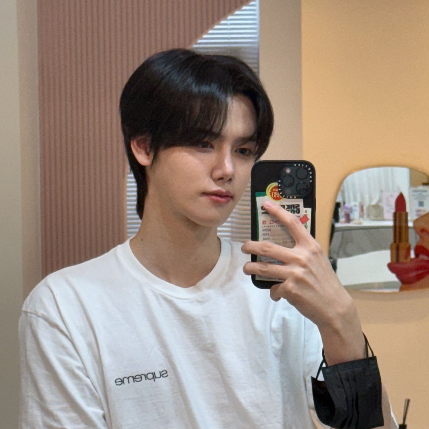 Behind-the-scenes cut of Minhee (CRAVITY)