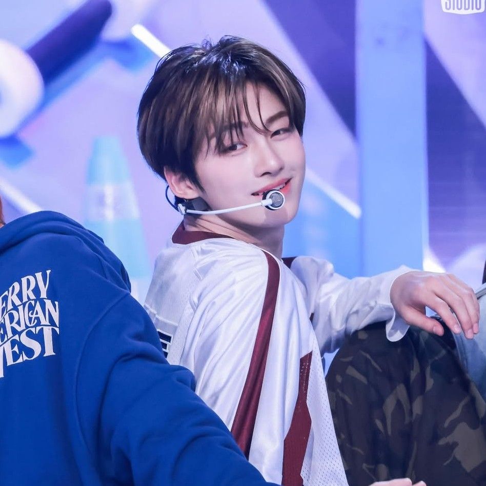 A moment captured by Jihoon (TWS)'s fan