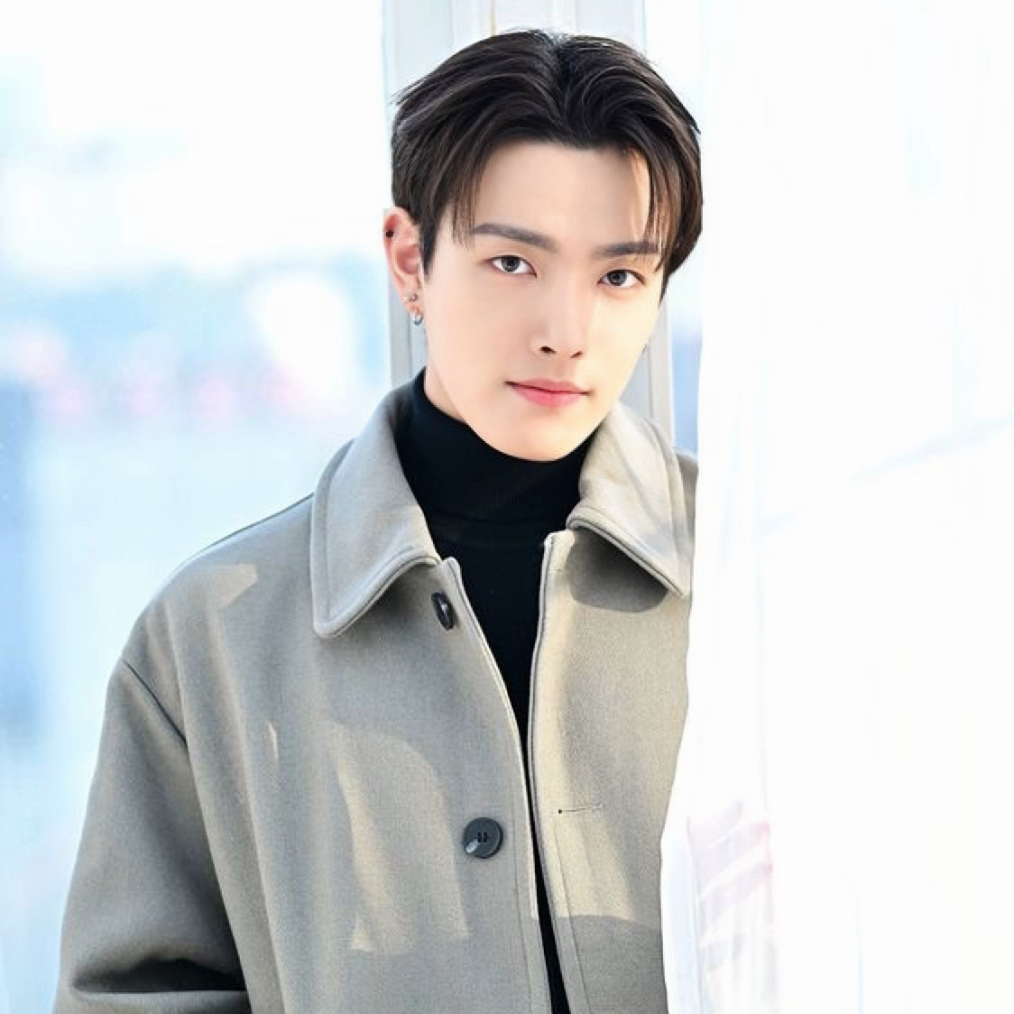 Behind-the-scenes cut of Hongjoong (ATEEZ)