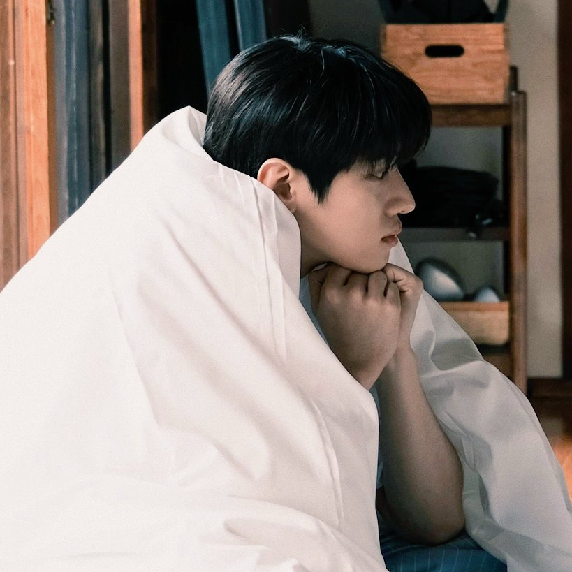 Foto aktivitas terbaru Jaechan (DKZ)