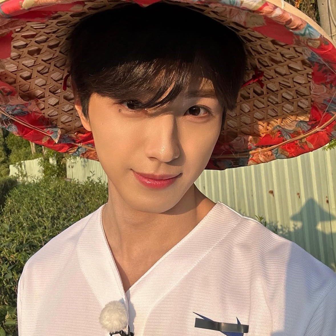 Recent activity shot of Yonghee (CIX)