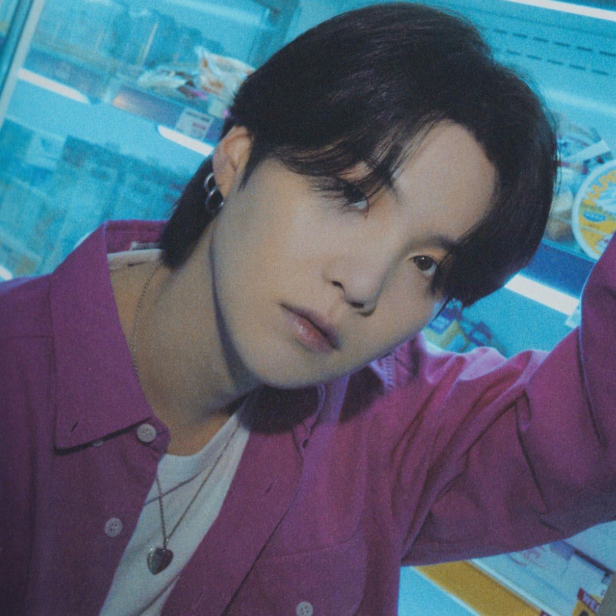 SUGA (BTS)の舞台裏ショット