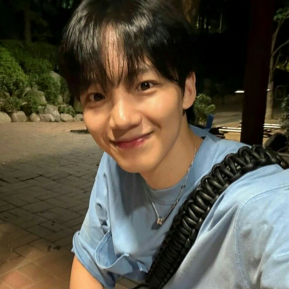 Behind-the-scenes cut of Lim Youngmin