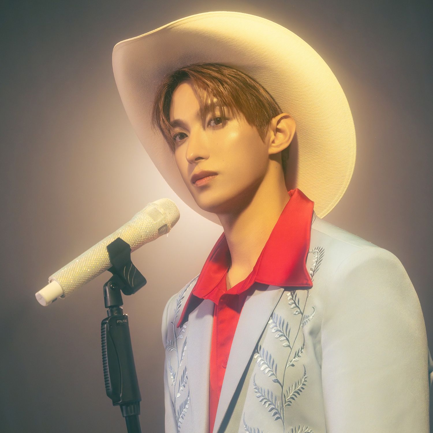 Latest photo of DK (SEVENTEEN)