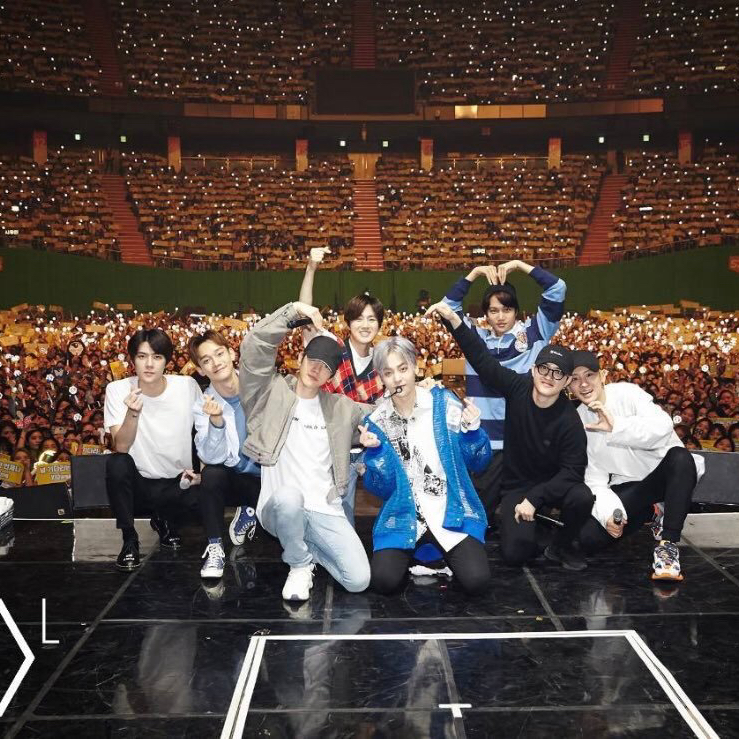 Latest photo of EXO