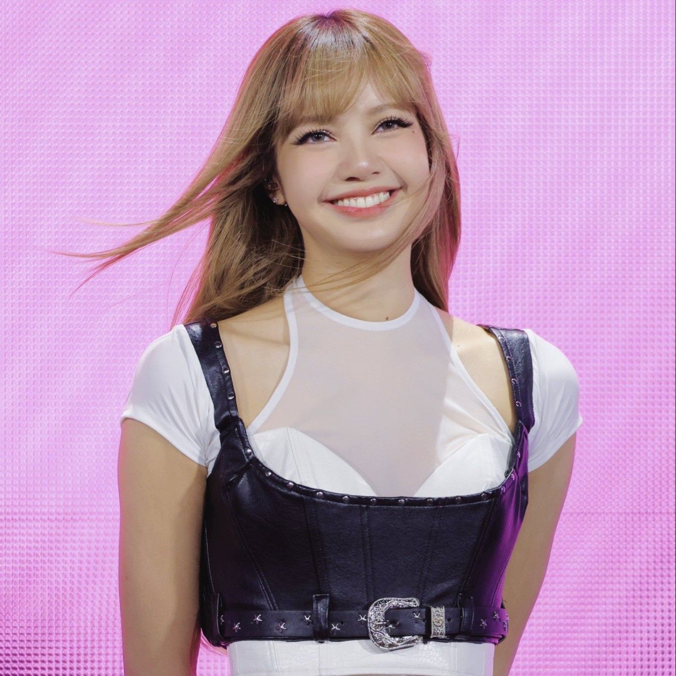 Momen yang diabadikan oleh penggemar Lisa (BLACKPINK)