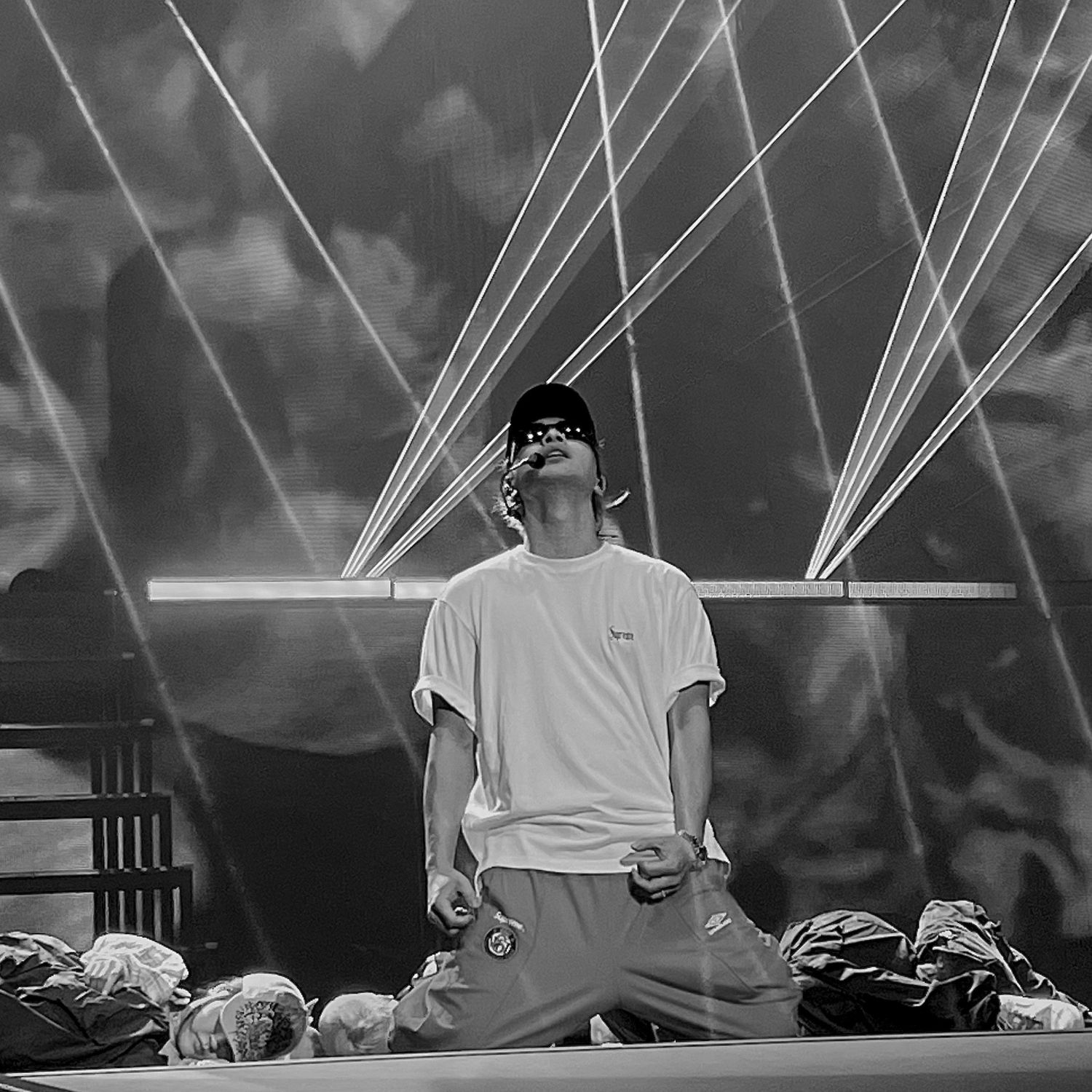 Behind-the-scenes cut of Taeyang (BIGBANG)