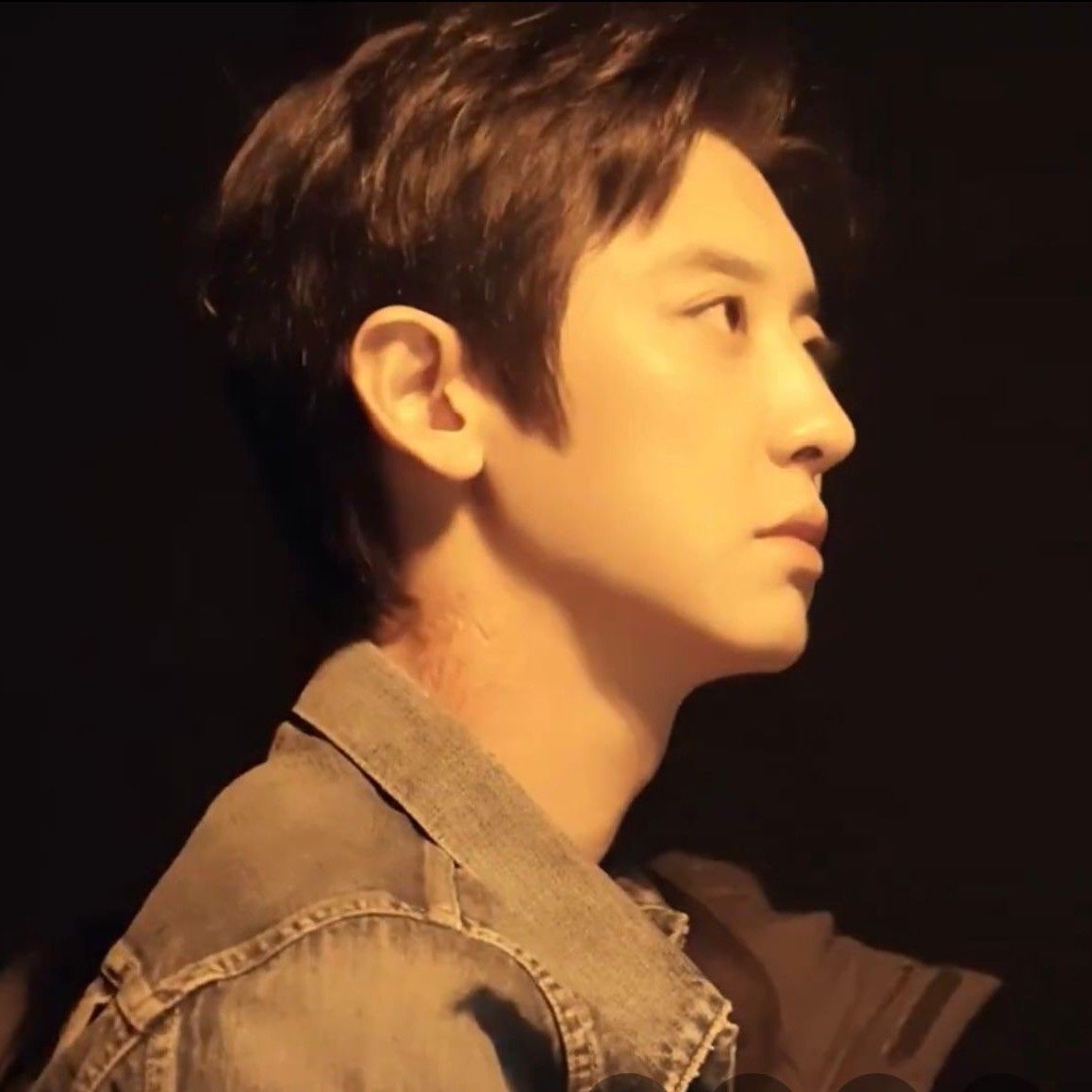 燦烈 (EXO)的幕後花絮