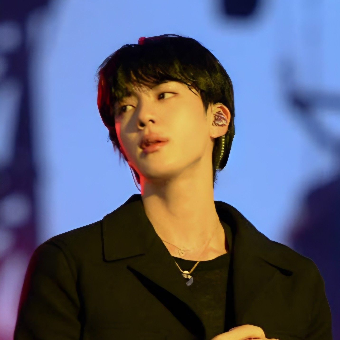 Jin (防弹少年团)粉丝拍下的瞬间