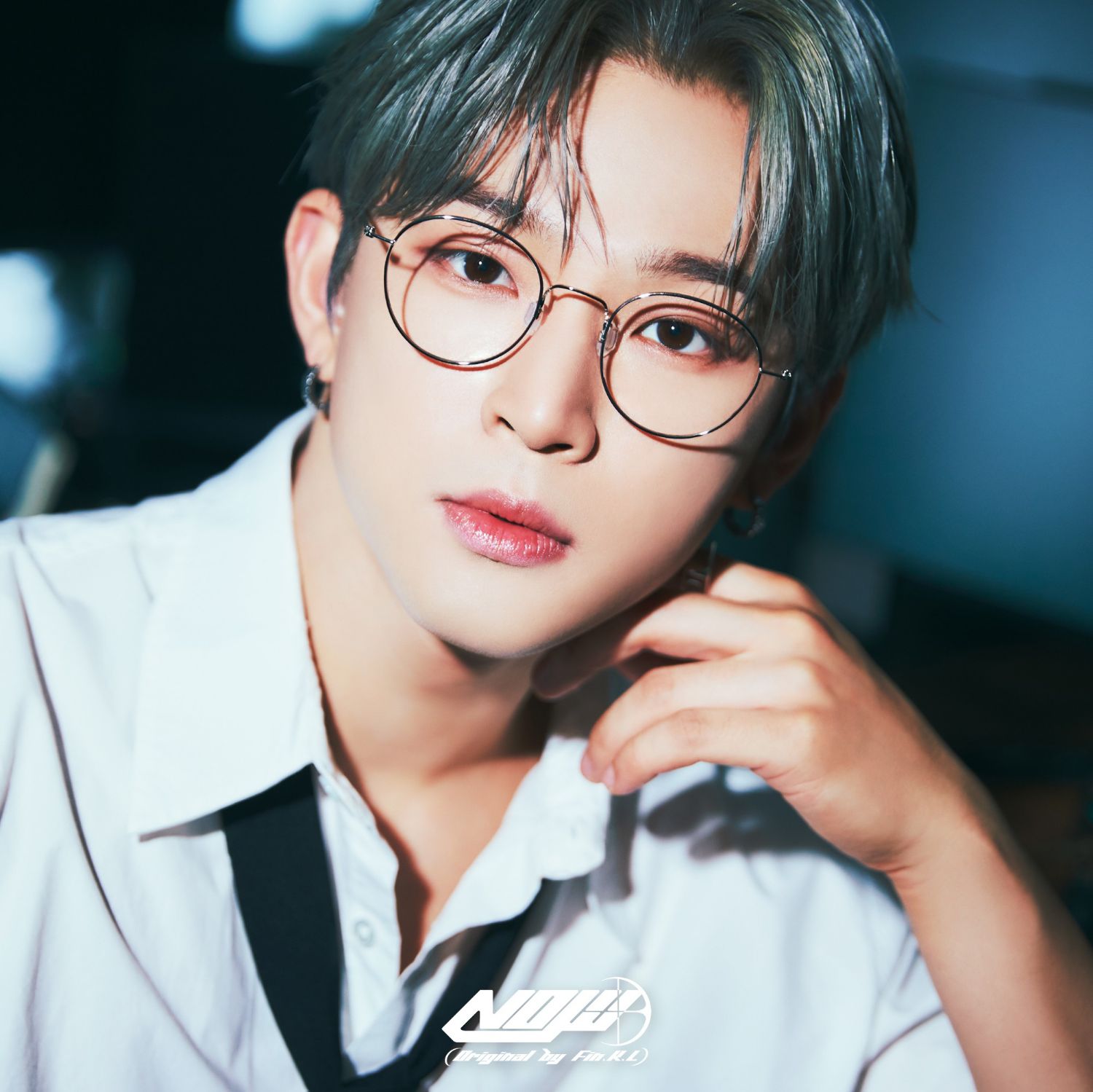 Behind-the-scenes cut of LEE DO (ONEUS)
