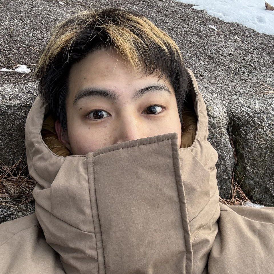 Recent activity shot of JAY B (GOT7)