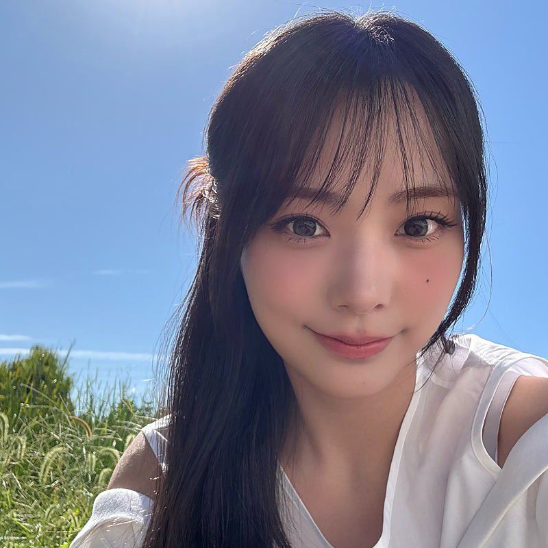 Latest photo of QWER