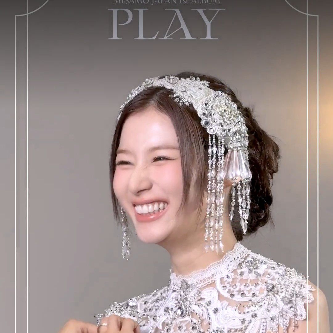 Sana (TWICE)的最新活动照片