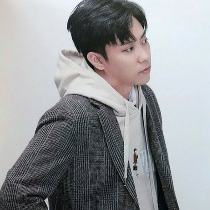 Behind-the-scenes cut of Eun Jiwon (SECHSKIES)