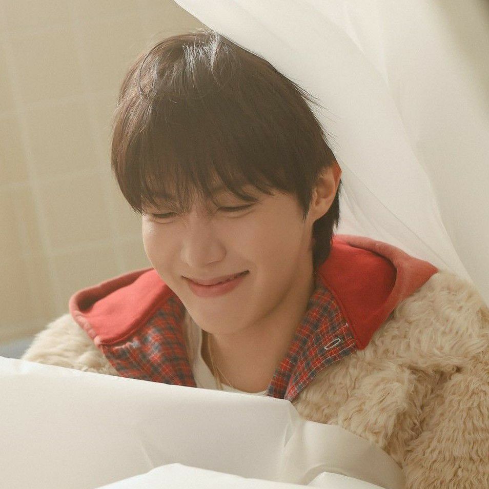 Latest photo of j-hope (BTS)