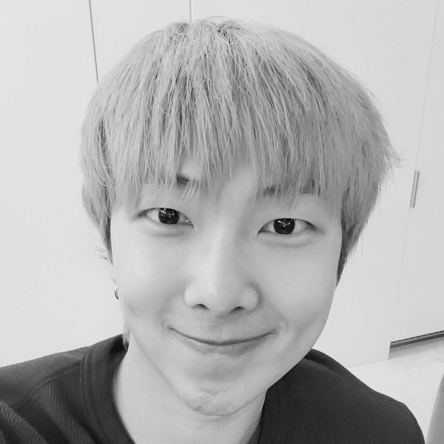 Momen yang diabadikan oleh penggemar RM (BTS)