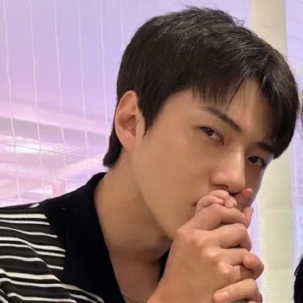 世勋 (EXO)的最新活动照片