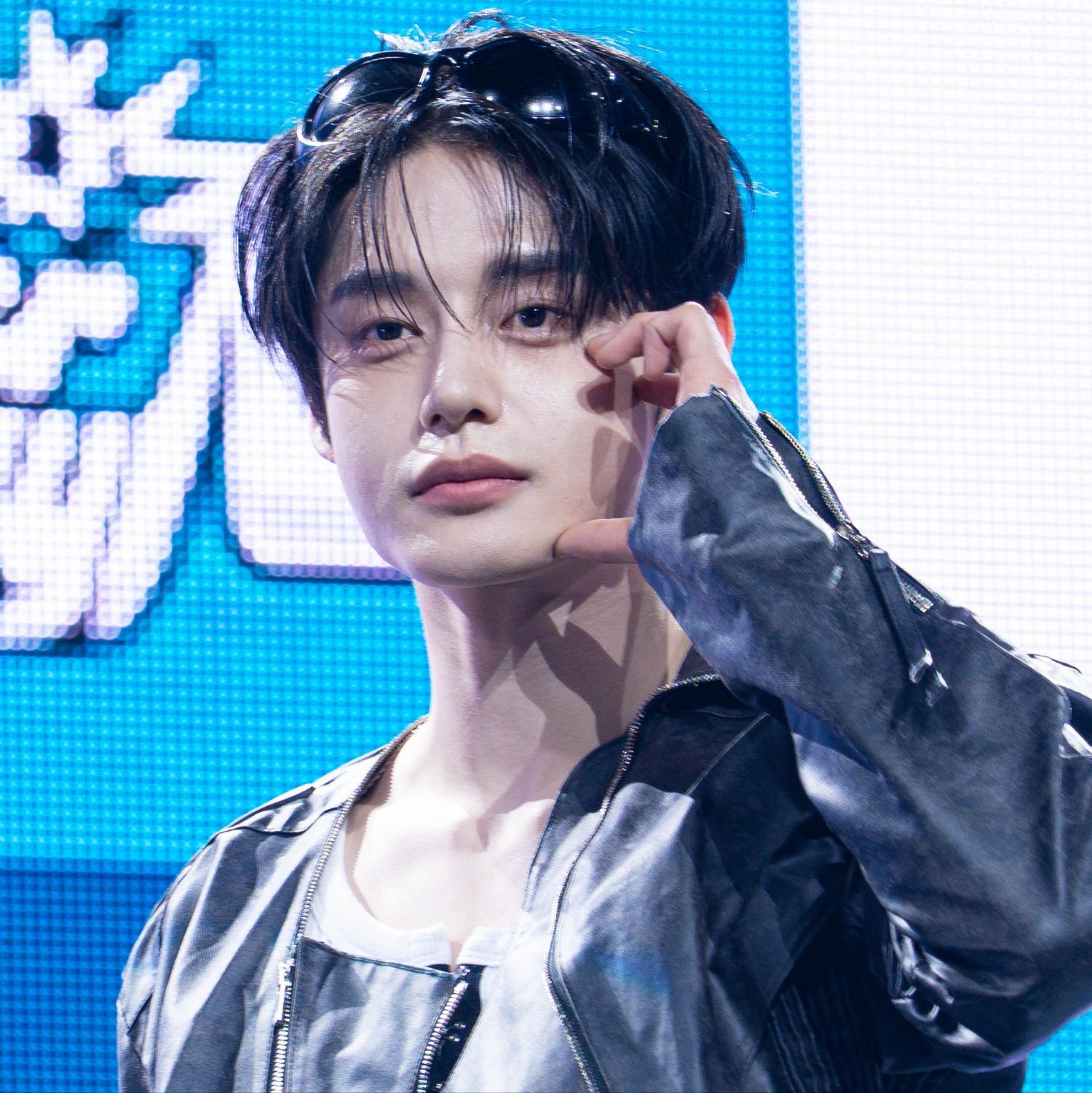 Latest photo of Kim Jiwoong (ZEROBASEONE)
